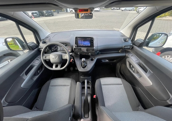 Toyota Proace City Verso cena 119500 przebieg: 10000, rok produkcji 2023 z Sztum małe 466